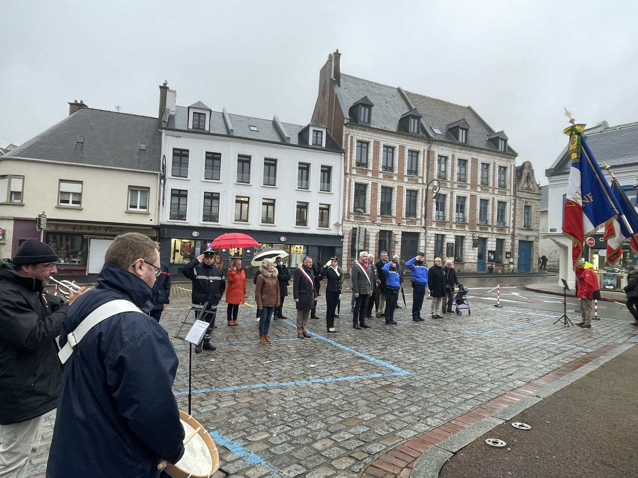 Cérémonie pour la journée nationale d'hommage aux victimes du terrorisme